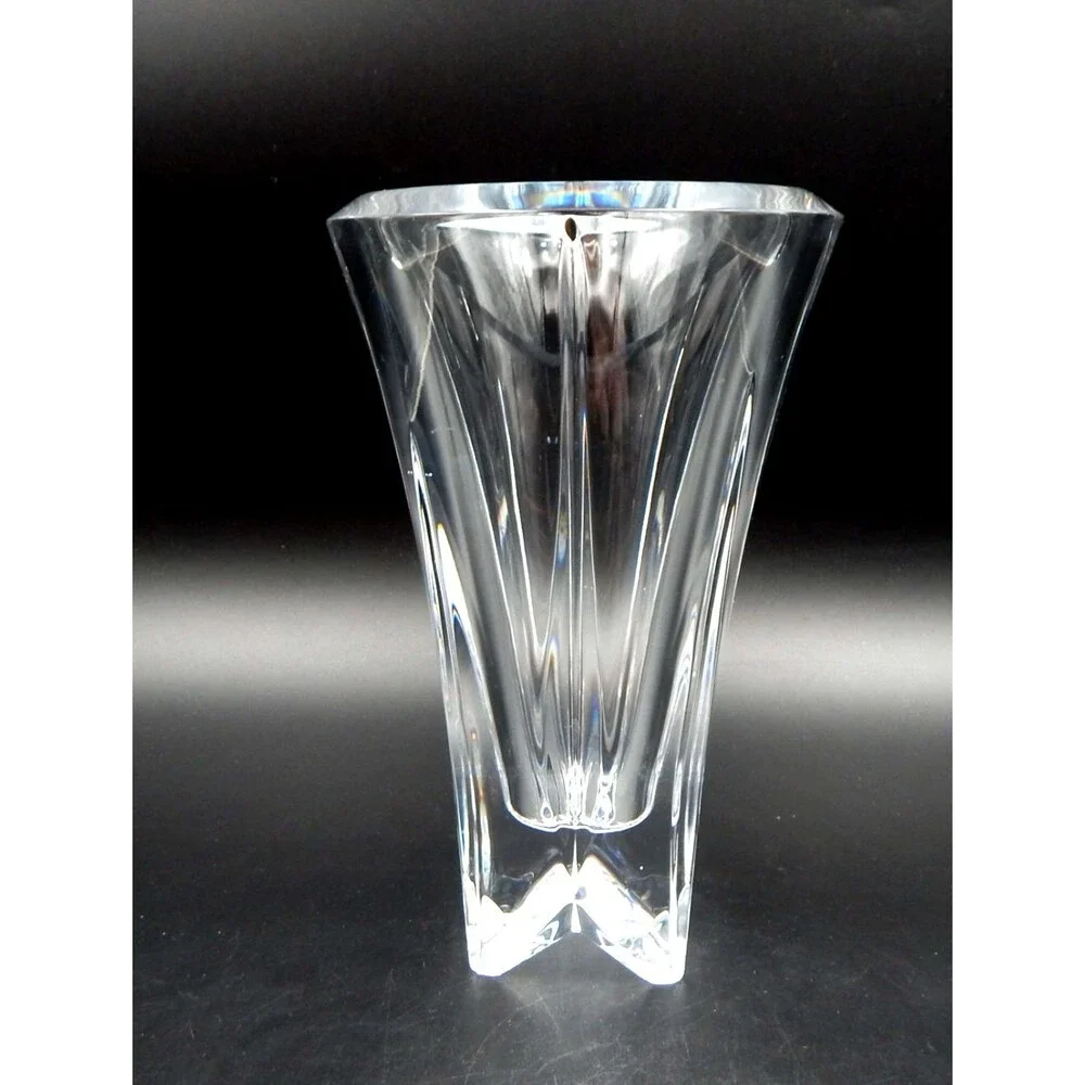 Lenox Ovations Oasis 8 Inch Lead Crystal Vase Glass Footed Blown